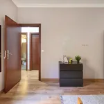 Rent 6 bedroom apartment in Lisbon