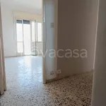 Affitto 3 camera appartamento di 84 m² in Catania