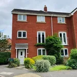 Rent 4 bedroom flat in Stoke-on-Trent