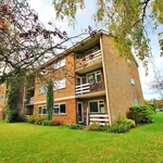 Rent 2 bedroom flat in Mole Valley