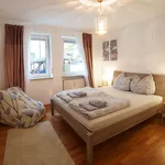 Miete 5 Schlafzimmer wohnung von 60 m² in Munich