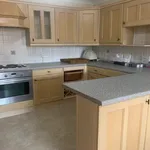 Flat to rent in Village Road, Wirral CH63