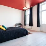  appartement avec 8 chambre(s) en location à Liège