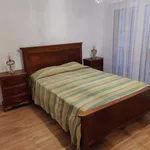 Quarto de 400 m² em Sesimbra