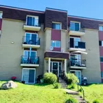 Appartement à Louer - 110 rue de Wolfe, Bromont - 12 photos | Logis Québec