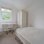 Rent 4 bedroom flat in West Midlands