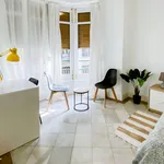 Rent 7 bedroom apartment in Valencia