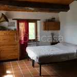 Rent 4 bedroom house of 163 m² in Urbino