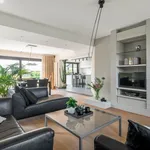 Huur 4 slaapkamer huis van 1019 m² in Hoogstraten