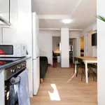 Rent 4 bedroom apartment in Madrid