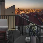 Rent 4 bedroom apartment of 160 m² in Lisbon