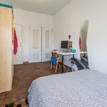 Rent a room in lisbon