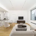 Rent 2 bedroom apartment in Manhattan