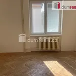 Pronajměte si 3 ložnic/e byt o rozloze 68 m² v Mělník