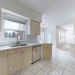 Rent 4 bedroom apartment in Markham (Markville)