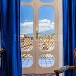 Rent 9 bedroom apartment of 310 m² in Taormina