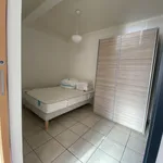 Appartement de 33 m² avec 2 chambre(s) en location à P