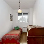 Rent a room of 100 m² in madrid