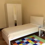 Rent 4 bedroom apartment in Porto