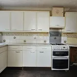 Rent 3 bedroom flat in West Midlands