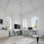 Rent 1 bedroom apartment of 614 m² in London