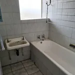 Rent 1 bedroom apartment of 55 m² in Pretoria