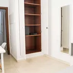 Rent a room of 140 m² in valencia