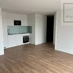 Rent 1 bedroom apartment of 57 m² in Porto