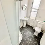 Rent 1 bedroom flat in East Midlands