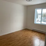 Rent 4 bedroom apartment in Sherbrooke