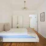 Rent a room in lisbon