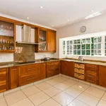 Rent 4 bedroom apartment of 1629 m² in Roodepoort