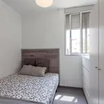 Rent 4 bedroom apartment in Valencia