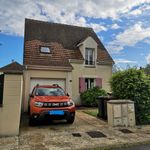 Rent 4 bedroom house of 94 m² in Lieusaint