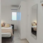 Rent 1 bedroom apartment of 18 m² in Madrid