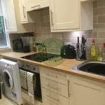 Rent 2 bedroom house in Leeds