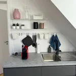 Miete 2 Schlafzimmer wohnung von 60 m² in Stuttgart