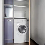 Appartement de 55 m² avec 3 chambre(s) en location à Paris