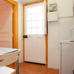 Rent 1 bedroom apartment of 30 m² in lisbon