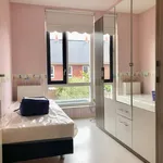 Rent a room of 120 m² in Den Haag