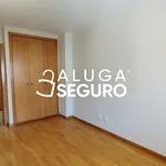 Rent 3 bedroom apartment of 125 m² in Lisboa