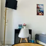 Rent a room in lisbon