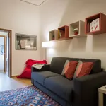 Rent 1 bedroom apartment of 70 m² in Florence