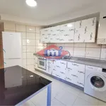 Alquilo 4 dormitorio casa de 111 m² en Madrid