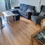 Rent a room of 100 m² in lisbon