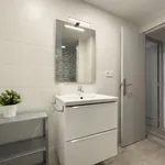 Rent 4 bedroom apartment of 75 m² in Barcelona