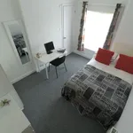 Rent 17 bedroom house in East Midlands