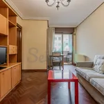 Alquilo 1 dormitorio apartamento de 55 m² en Oviedo