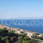 Rent 4 bedroom house of 115 m² in Sant'Alessio Siculo