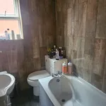 Rent 8 bedroom house in Leeds